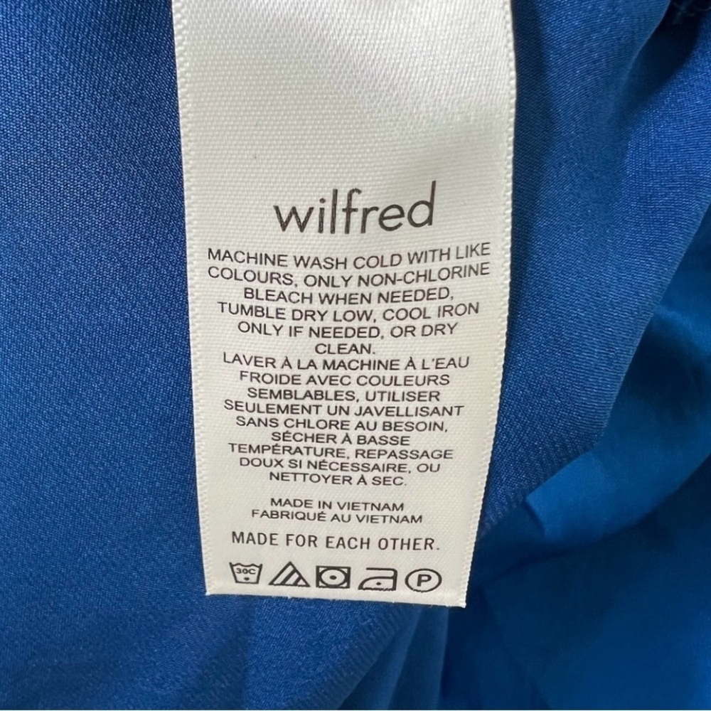 Wilfred Scenery Dress in Ultramarine Blue
Size Large - Picture 15 of 16